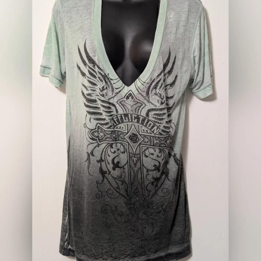 Women's NWT Affliction Mathilda Burnout V Neck T-Shirt Light Green Size XL - Picture 6 of 9